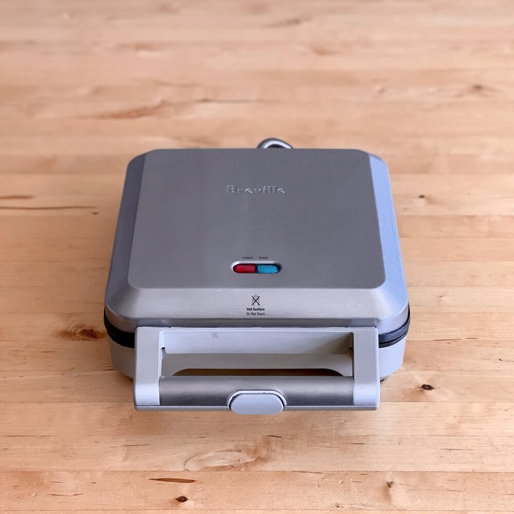 Breville Personal Pie Maker BREBPI640XL